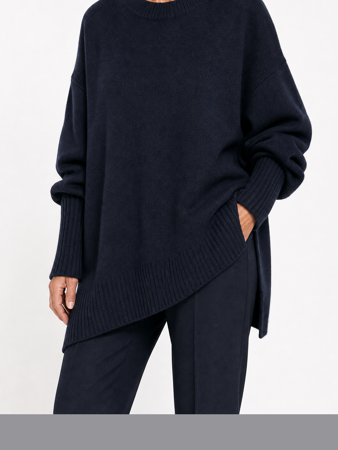Lidia | Jersey elegante con bajo asimétrico