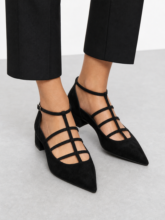 Gema | Zapatos de salón de punta con correas