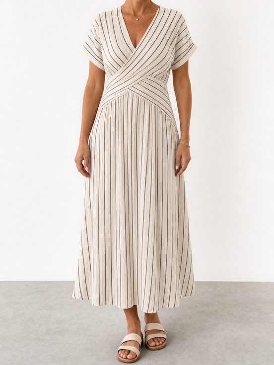 Celia | Vestido midi de manga corta con escote en V y cintura cruzada