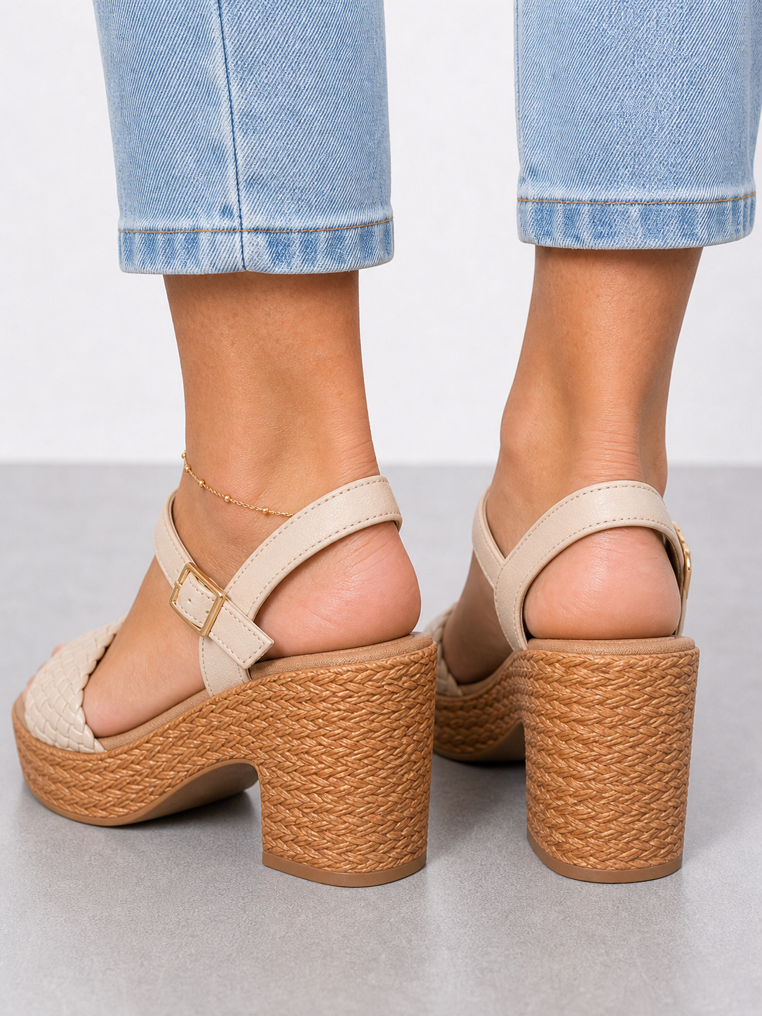 Eva | Sandalias trenzadas de tacón