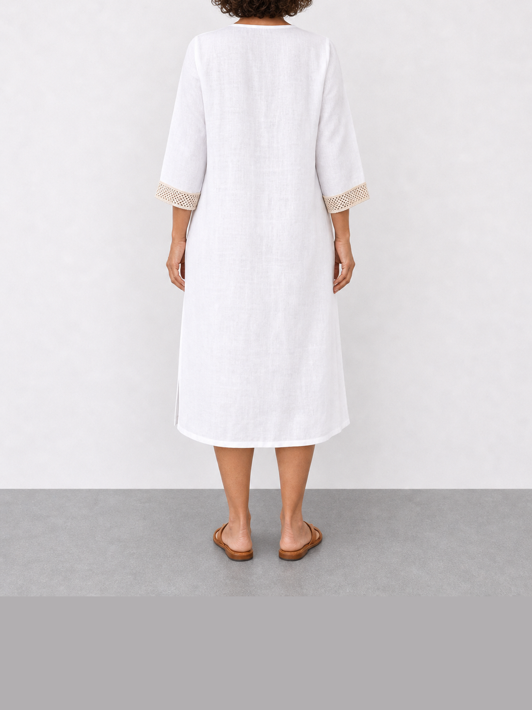 Elena | Vestido midi de manga tres cuartos con escote en V