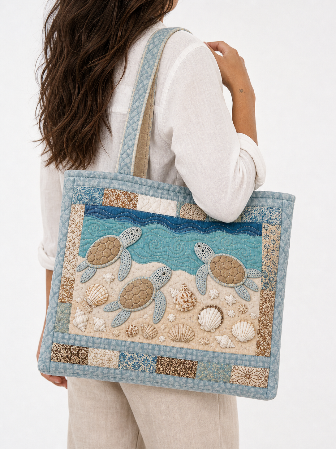 Alicia | Bolso artesanal acolchado con estampado de tortugas