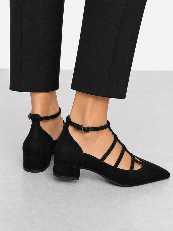 Gema | Zapatos de salón de punta con correas