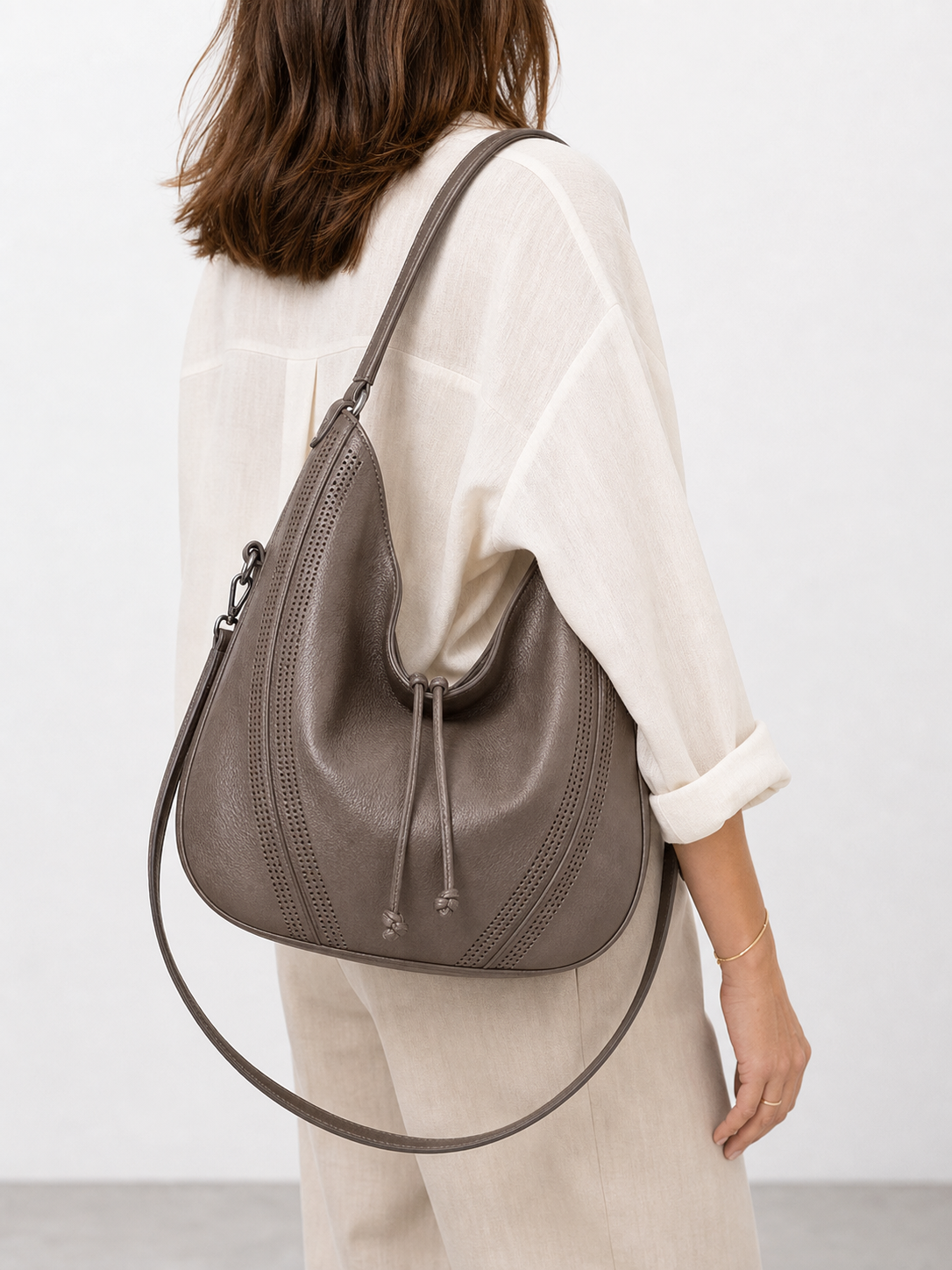 Brunilda | Bolso saco elegante de estilo vintage