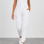 Noemi | Conjunto informal con comodidad urbana