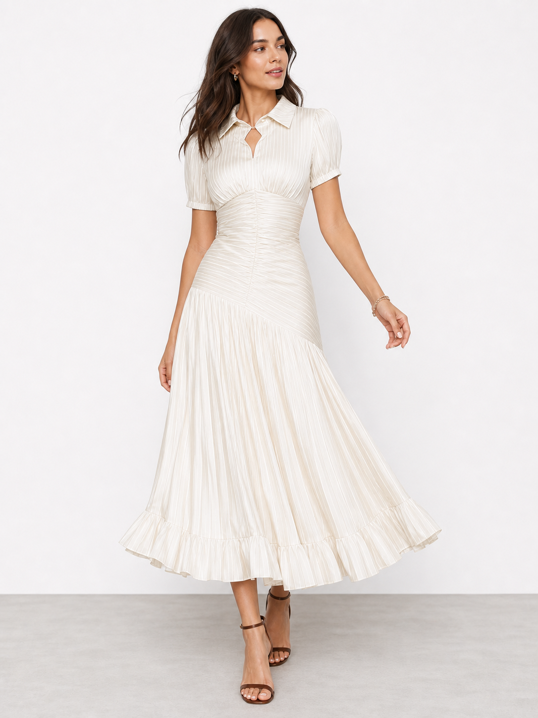 Adriana | Vestido midi de satén con rayas retro