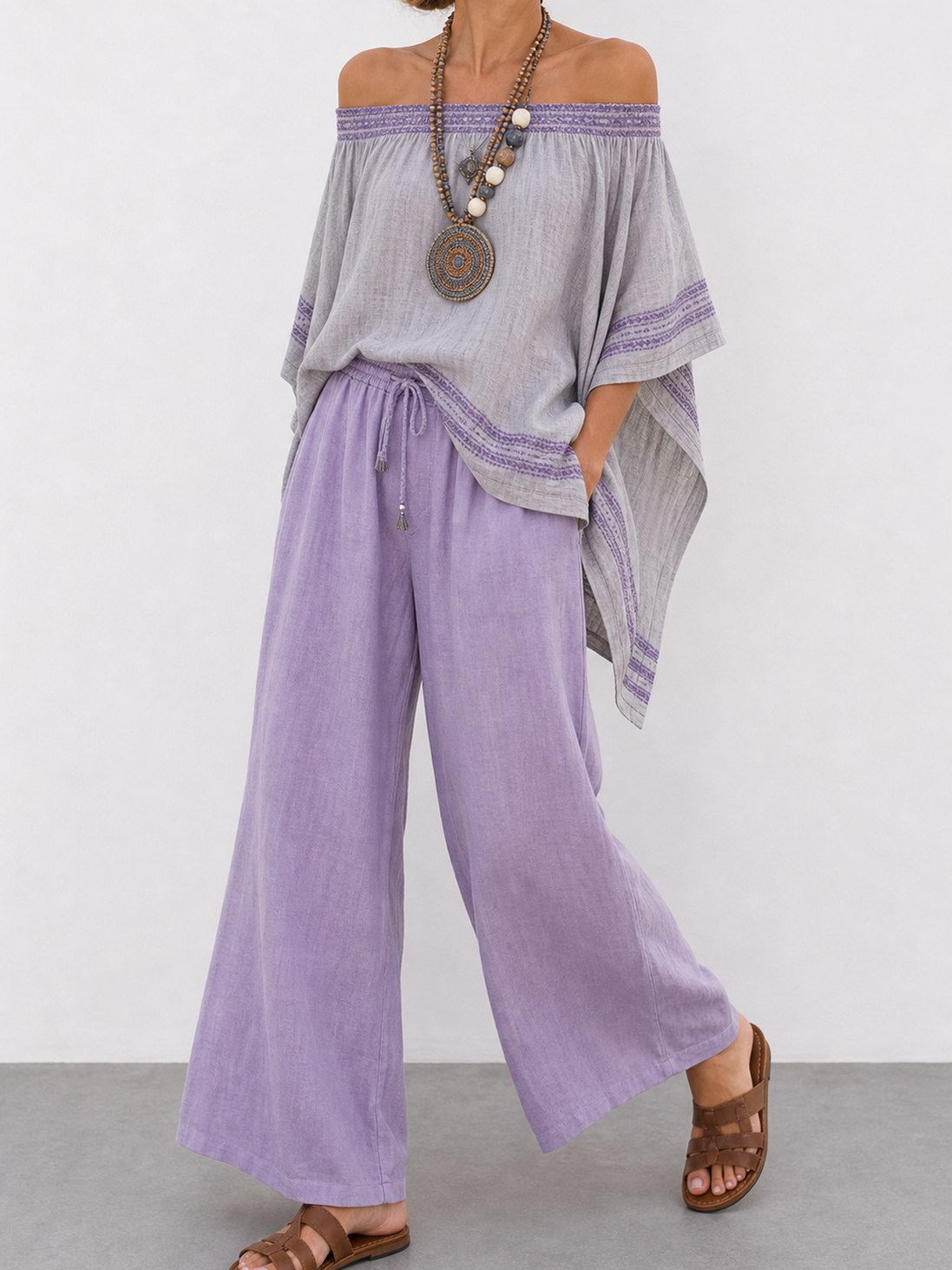 Sandra | Conjunto elegante de lino con hombros descubiertos