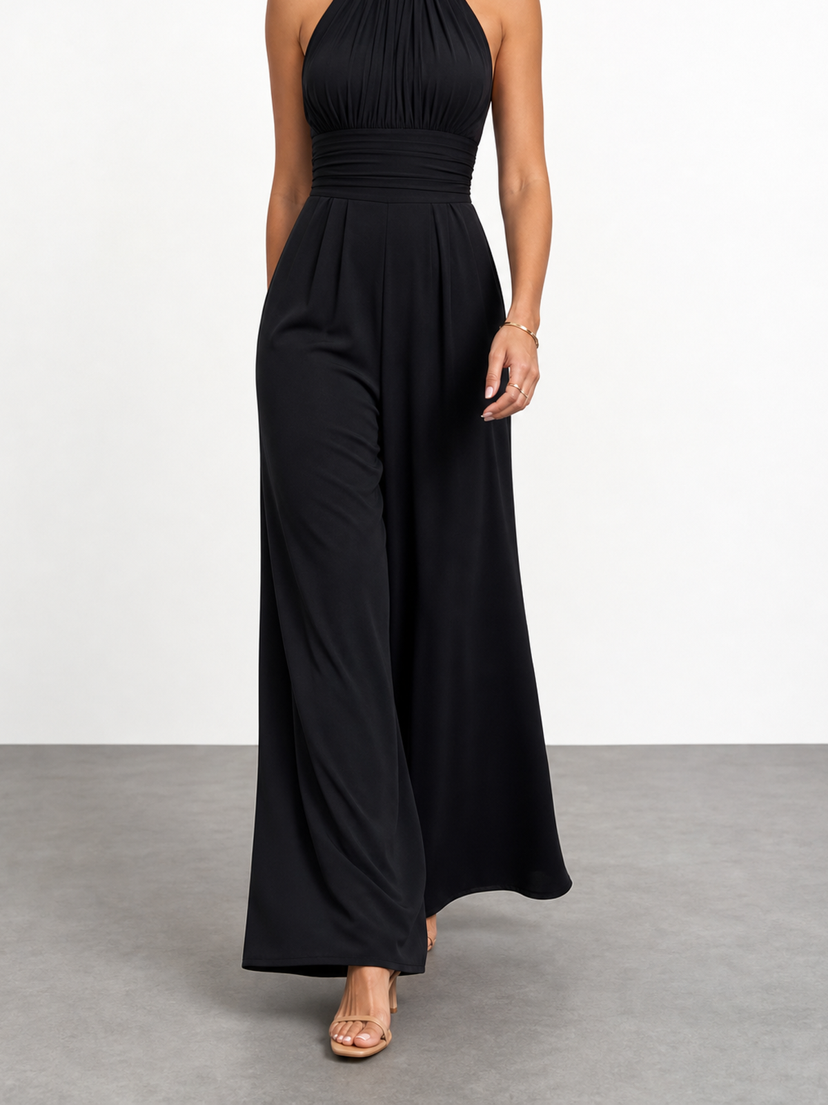 Viviana | Mono largo elegante de cuello halter