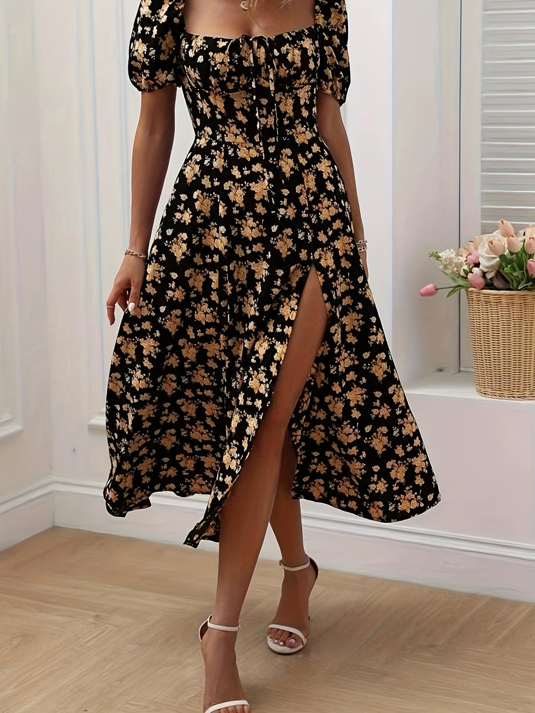 Cloe | Vestido midi floral de manga corta