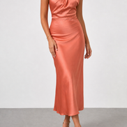 Violeta | Vestido midi de cuello halter