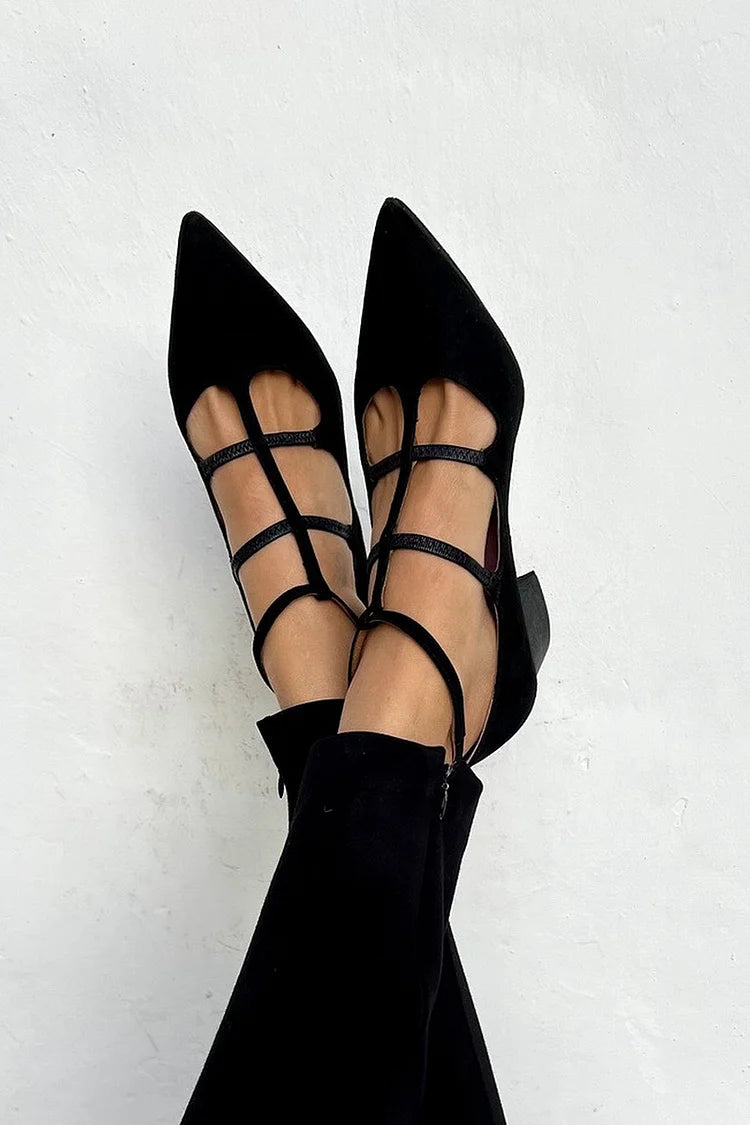 Gema | Zapatos de salón de punta con correas