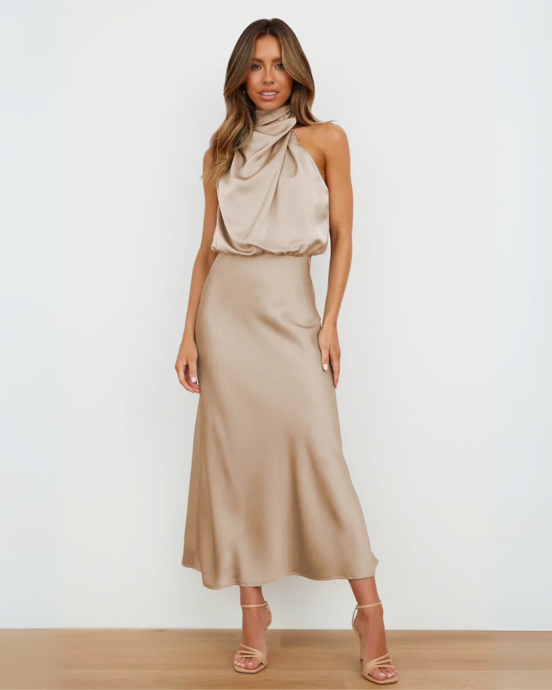 Violeta | Vestido midi de cuello halter