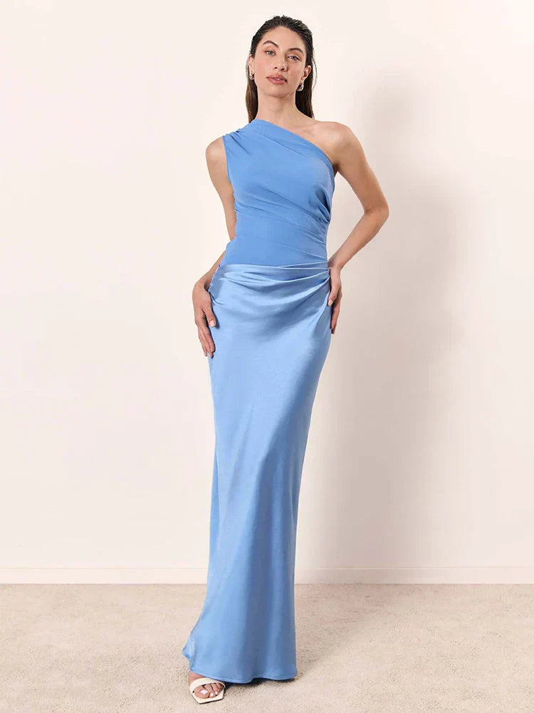 Luna | Vestido largo de satén con abertura