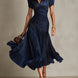 Adriana | Vestido midi de satén con rayas retro