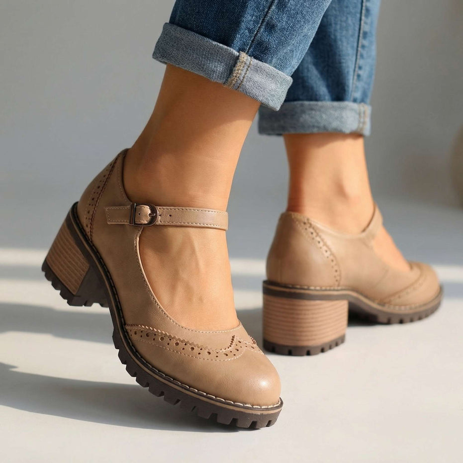 Daniela — Zapatos de salón vintage con correa