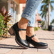 Daniela — Zapatos de salón vintage con correa