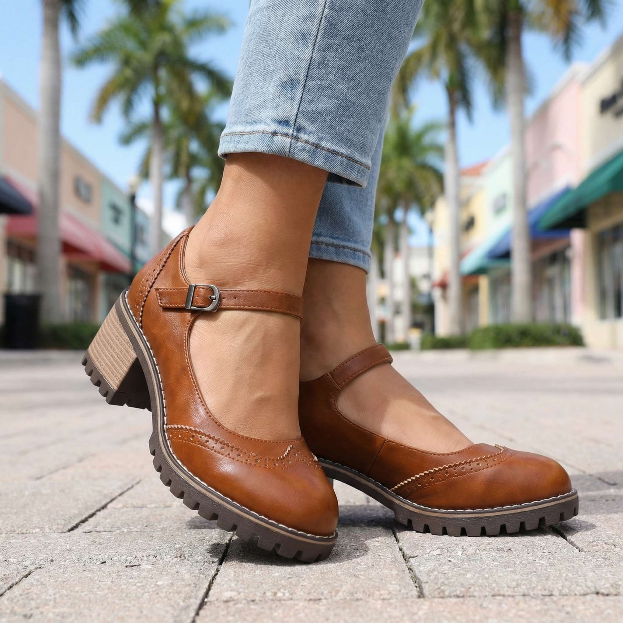 Daniela — Zapatos de salón vintage con correa